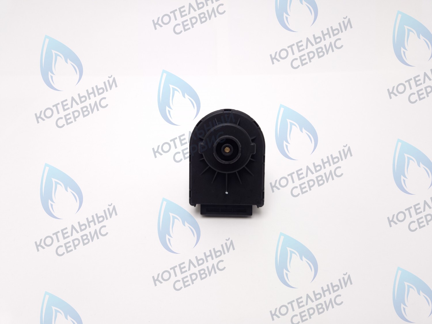 Сервопривод (мотор) трехходового клапана универсальный 7,5мм 220/240v (С) FERROLI, PROTHERM, VIESSMANN, ALPENHOFF, ALPHATHERM, ELECTROLUX, ROC, ELSOTHERM, OASIS, POLYKRAFT, HAIER, CHAFFOTEAUX, ARISTON, MIZUDO, ITALTHERM, THERMEX