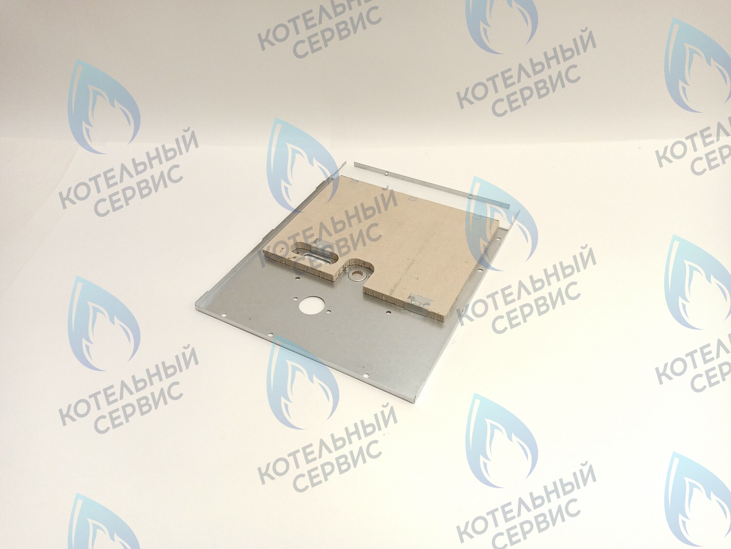 Крышка камеры сгорания (передняя) Navien Deluxe 30K, Deluxe Coaxial 30K, Ace 30K, Ace Coaxial 30K