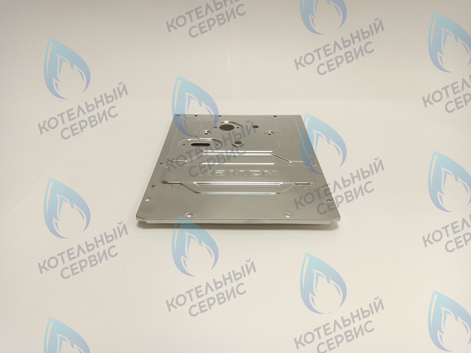 Крышка камеры сгорания (передняя) Navien DELUXE S/C/ONE/C Plus 13-24К (NGB350/351/352/300)
