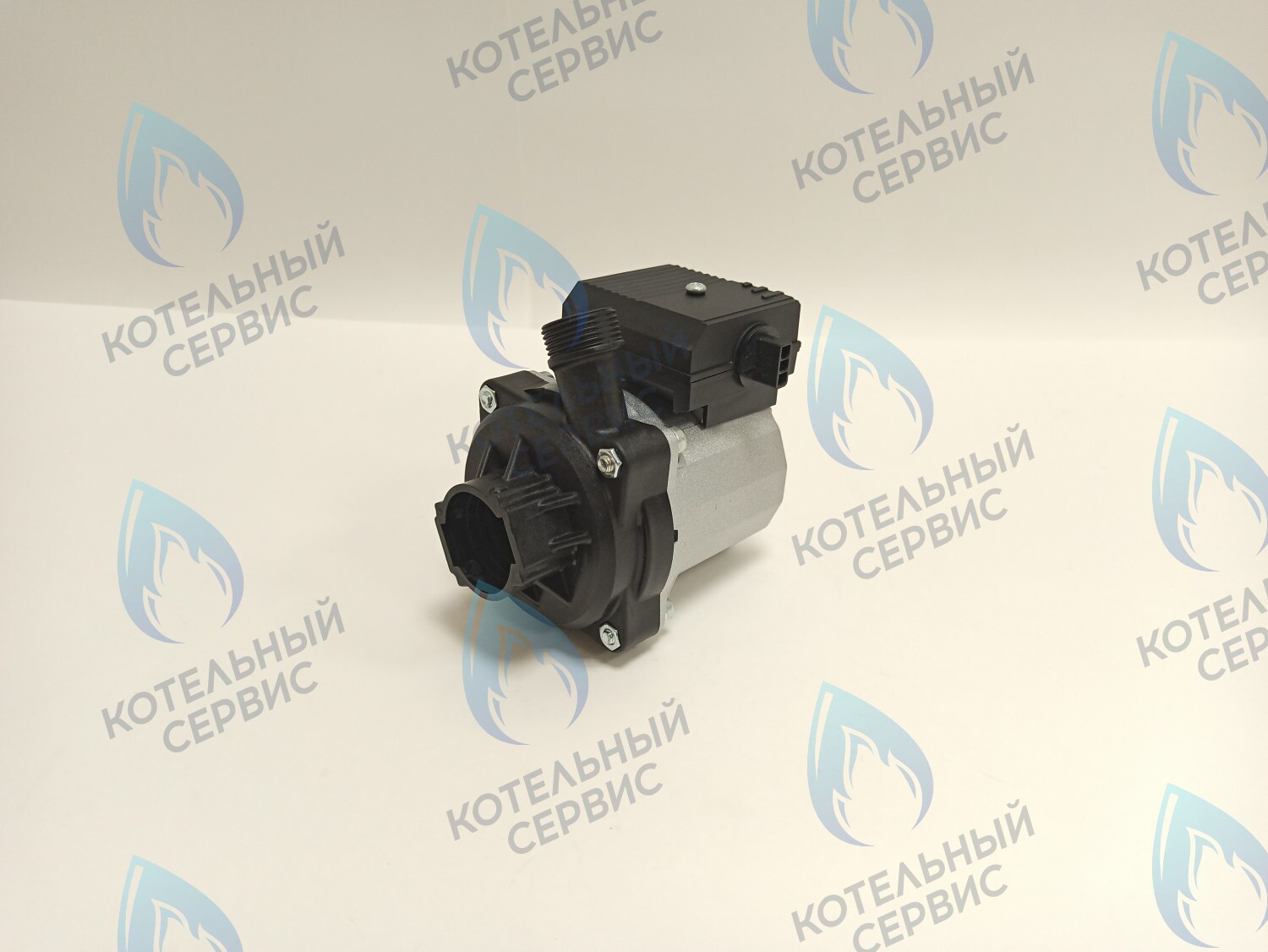 Насос циркуляционный 5м для DAESUNG A16-24 MAX (52050118, 52050130), ARDERIA 2.13-20, CELTIC-DS 3.13-3.20 (2050118, 2050130) (не подходит для MASTER GAS SEOUL и DAESUNG A 2019, где насос посередине)