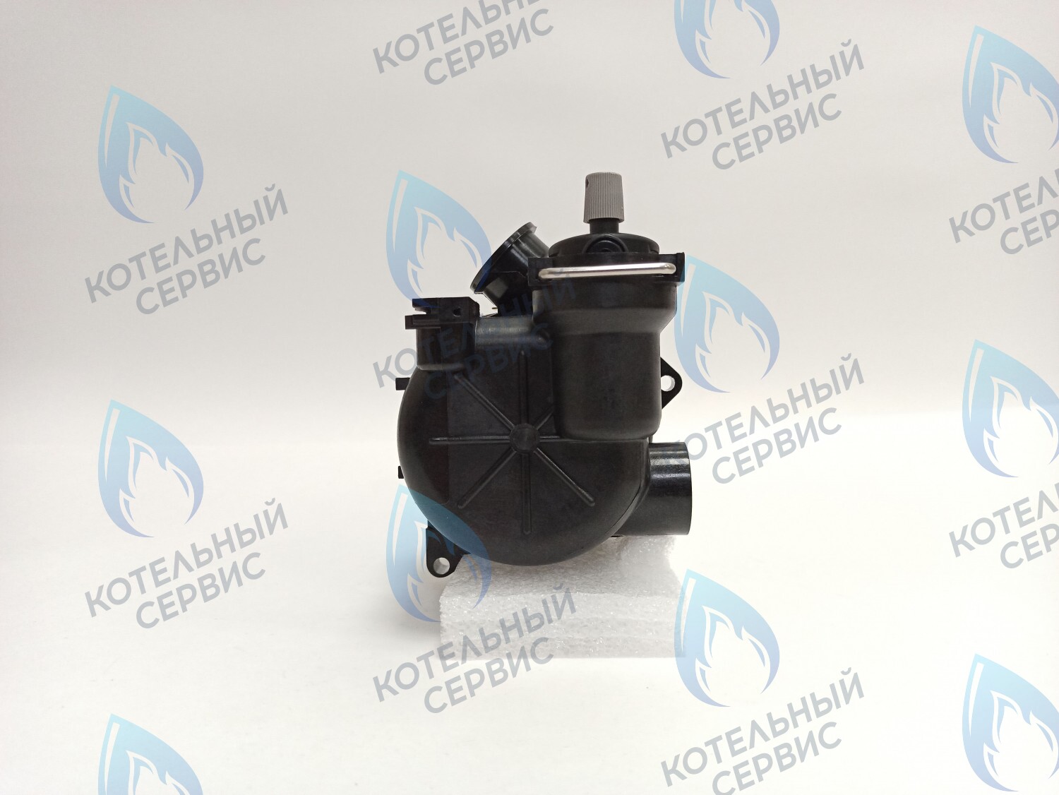 Насос циркуляционный (без терминала, 1 скорость) Ariston (60001584, 60000876, 60000876-01)