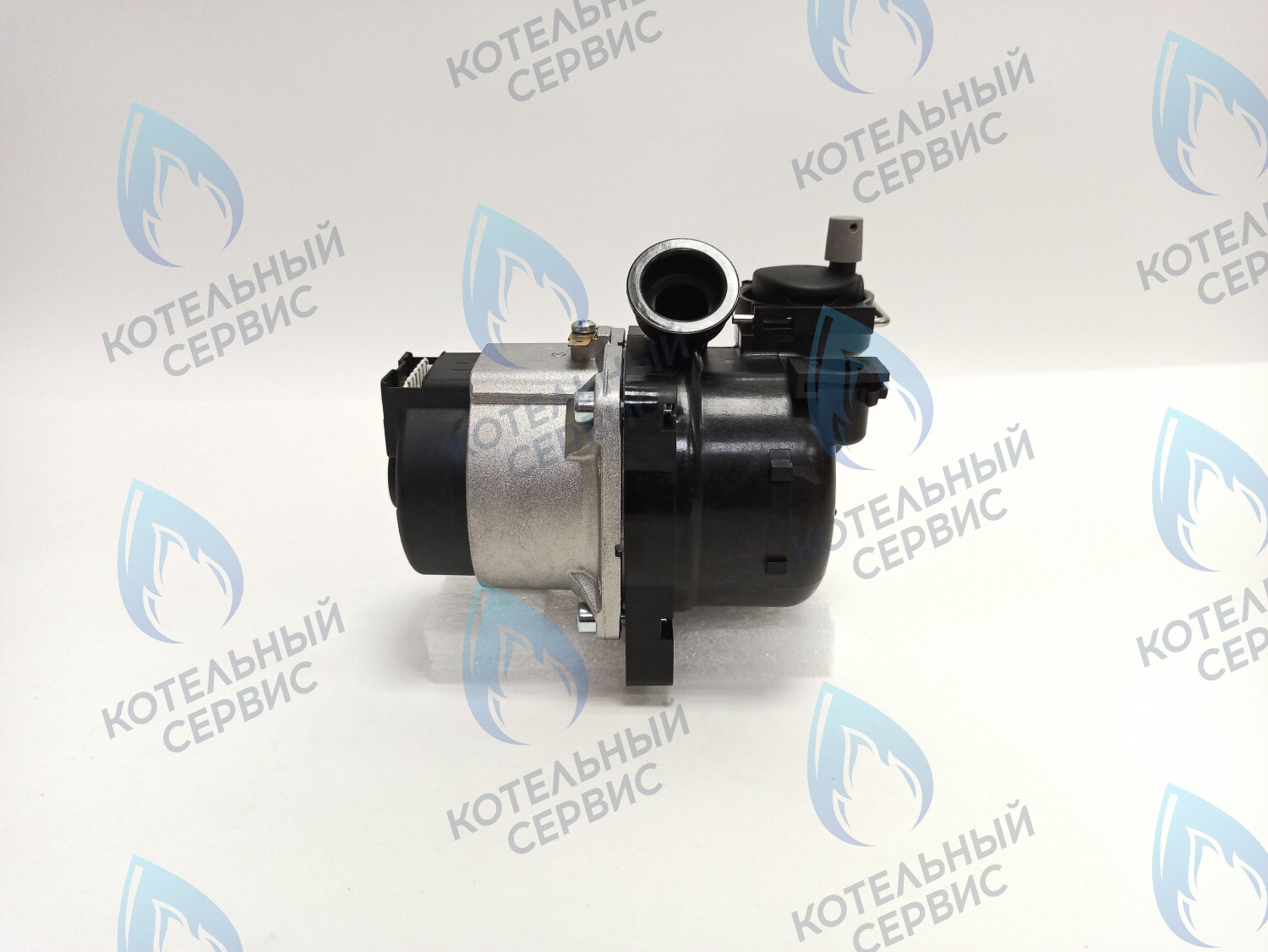 Насос циркуляционный (без терминала, 1 скорость) Ariston (60001584, 60000876, 60000876-01)