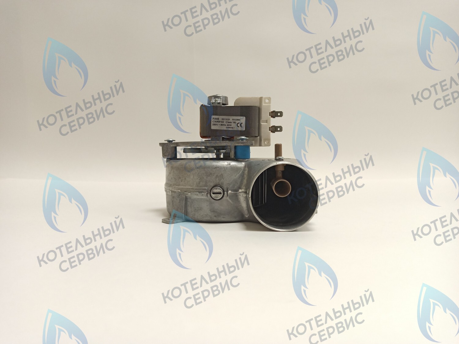 Вентилятор 42W VIESSMANN VITOPEND 100 A1JB, WH1D на котлы 12/24 кВт (7858293)