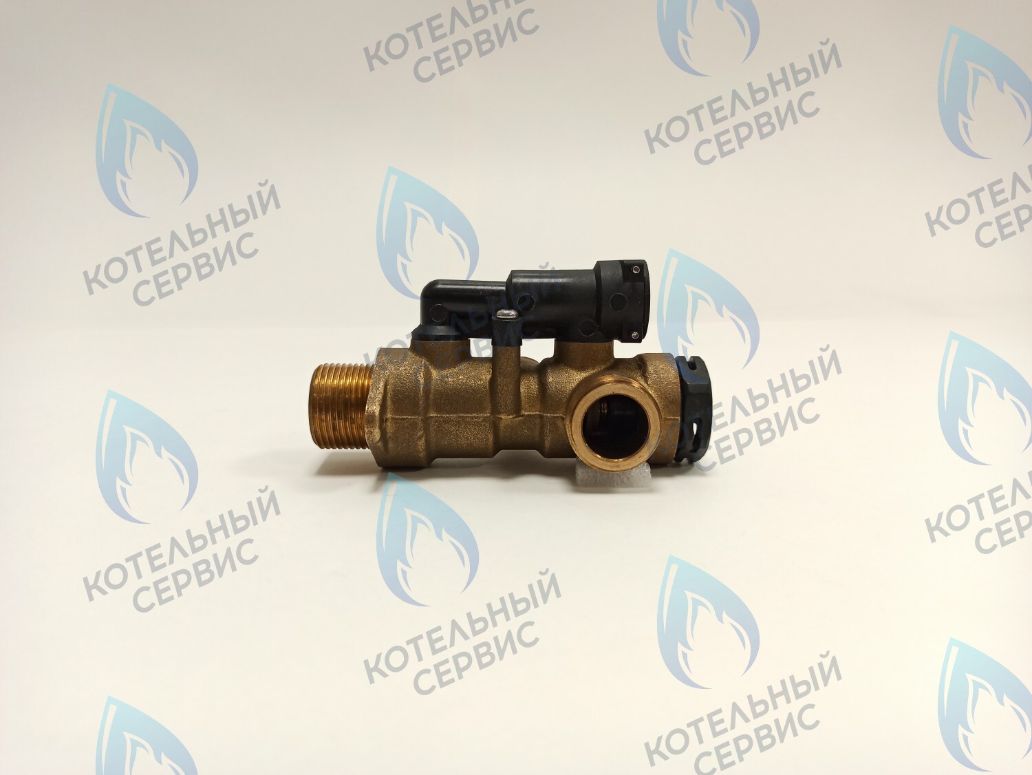 Трёхходовой клапан, шт FERROLI