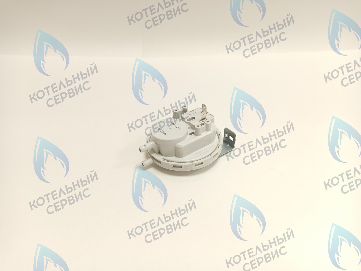 Маностат (реле давления) воздуха, прессостат 52/42 IMMERGAS (1.010337)