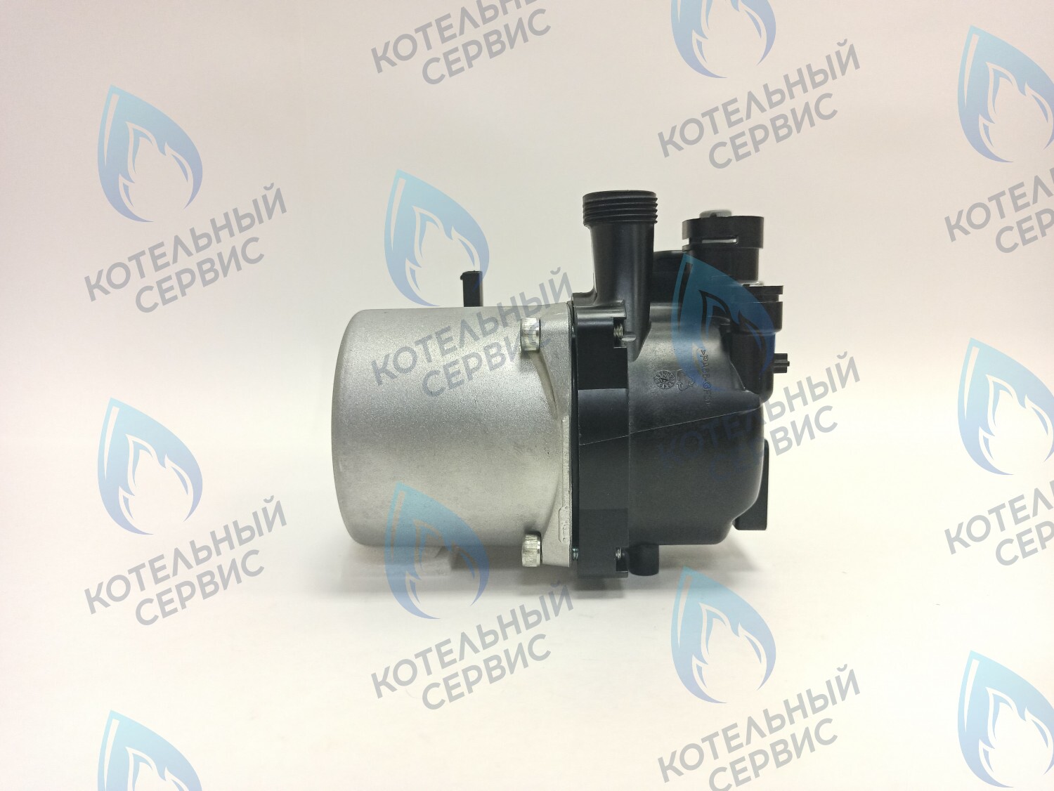 Насос циркуляционный GRUNDFOS 15-60 BOSCH WBN2000/WBN6000, BUDERUS U072 (87186450600)