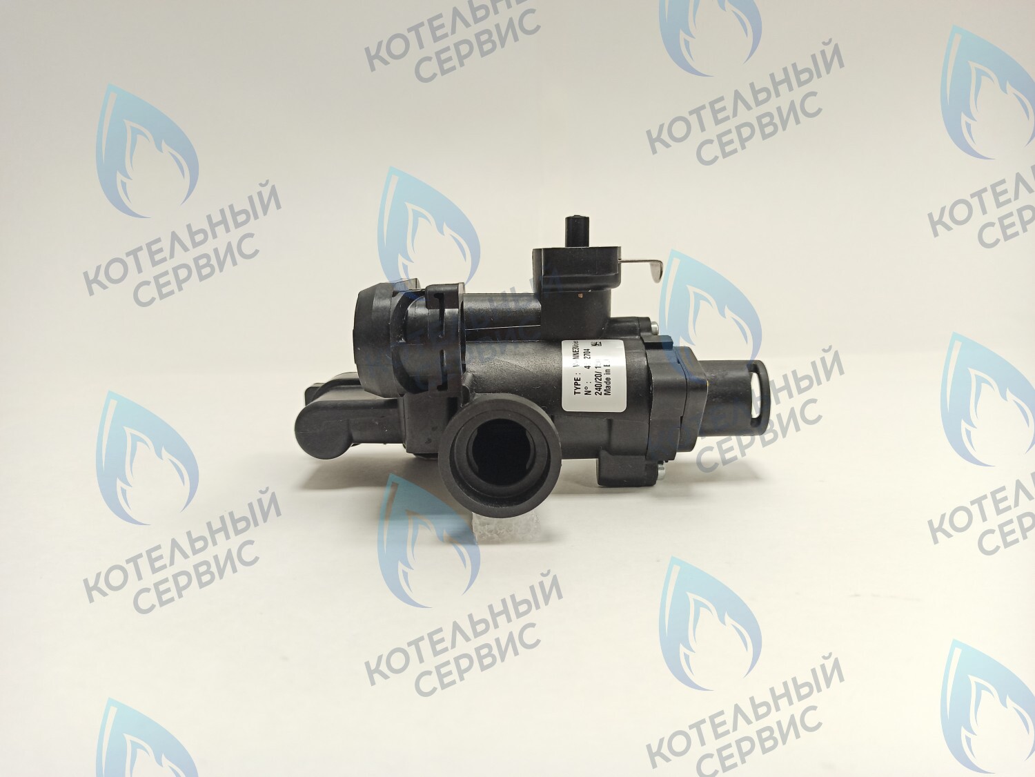 Трехходовой клапан KIT VALV.3VIE 230V (36902940), шт FERROLI