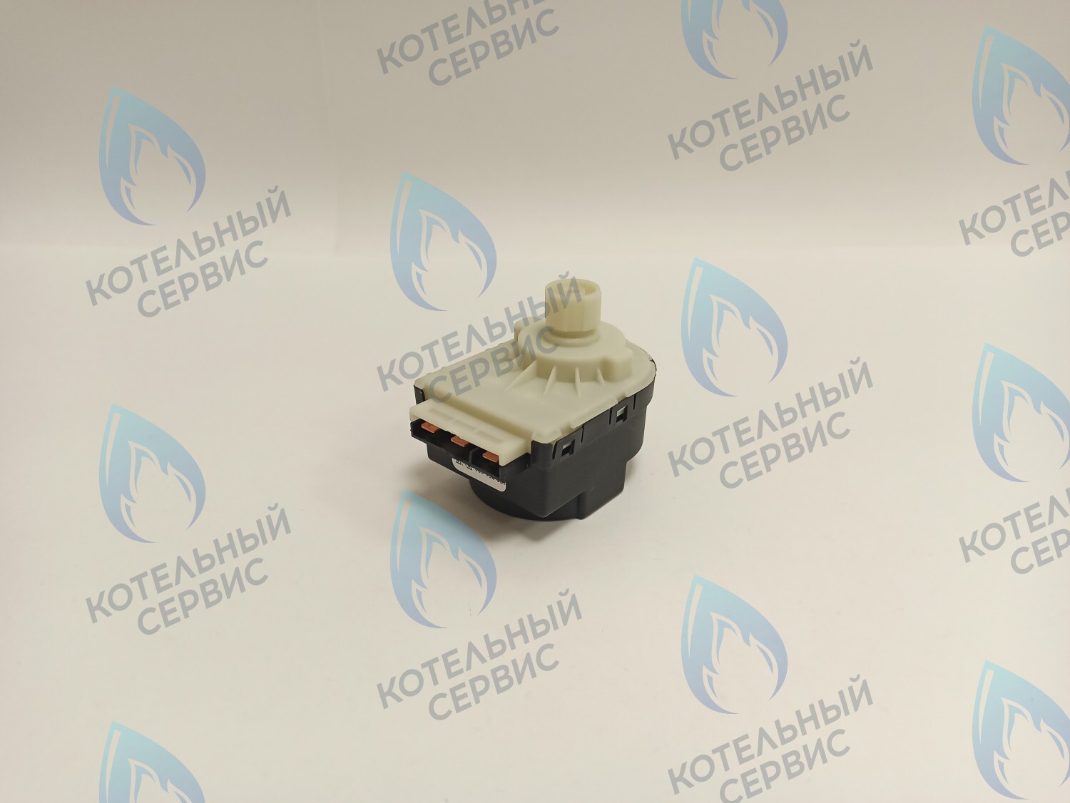 Сервопривод Duca KSP-246(мотор) трехходового клапана DUCA Ariston (61302483-01) 10mm – 220/240V (Duca) BAXI (5647340, 5694580, 5694581, 200025379, YYY56945811P, YYY005694581), CHAFFOTEAUX (61302483-01)