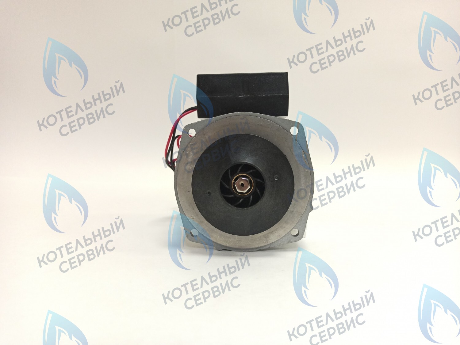 Двигатель насоса (по часовой стрелке) GM-PUMP NVN 15/6 Navien (30000469A, 30000469B, NAPU9GLPCT36)