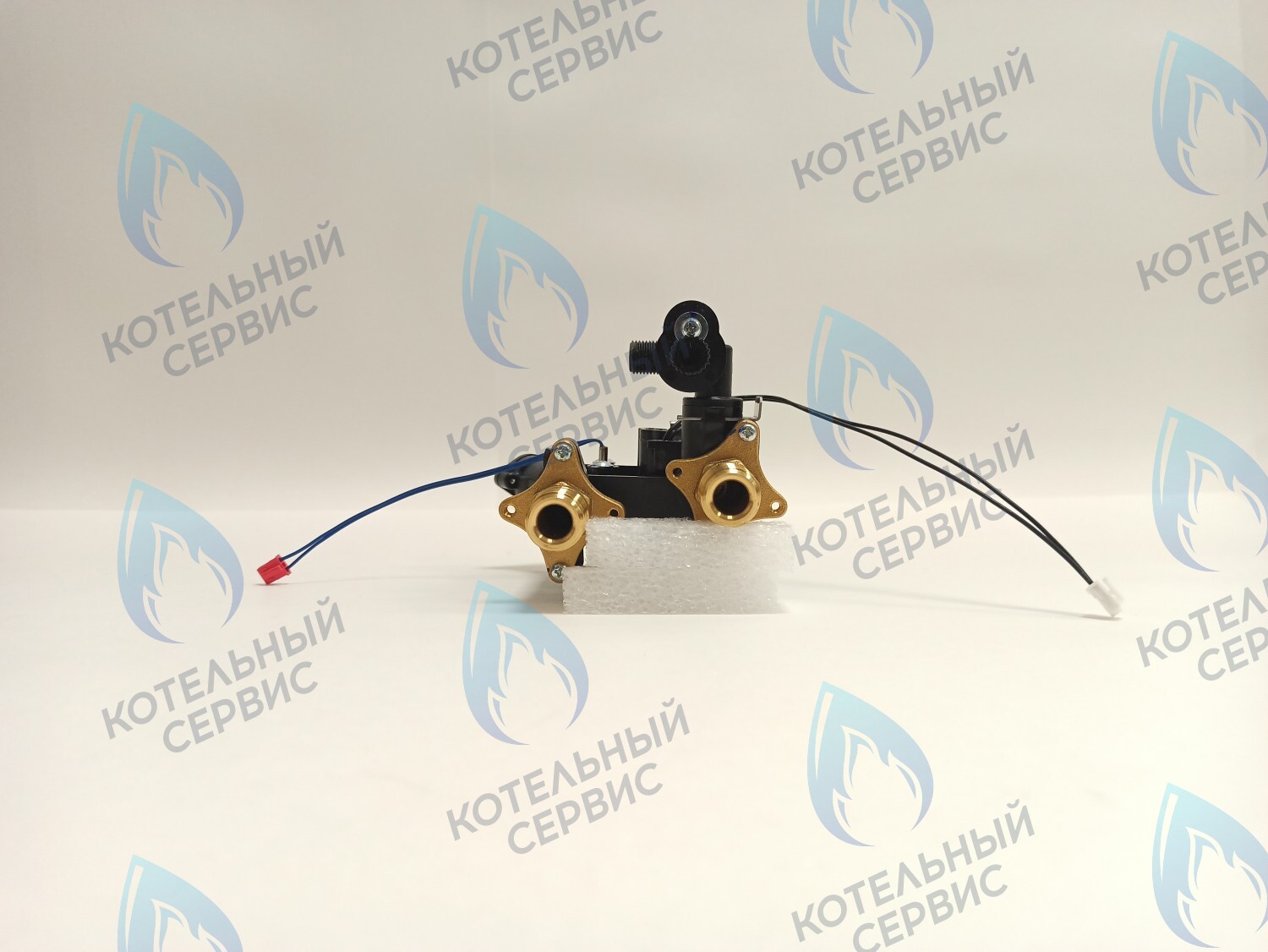 Гидроузел ГВС с датчиком протока, датчиком температуры и краном подпитки DELUXE E/C 13-24k NAVIEN