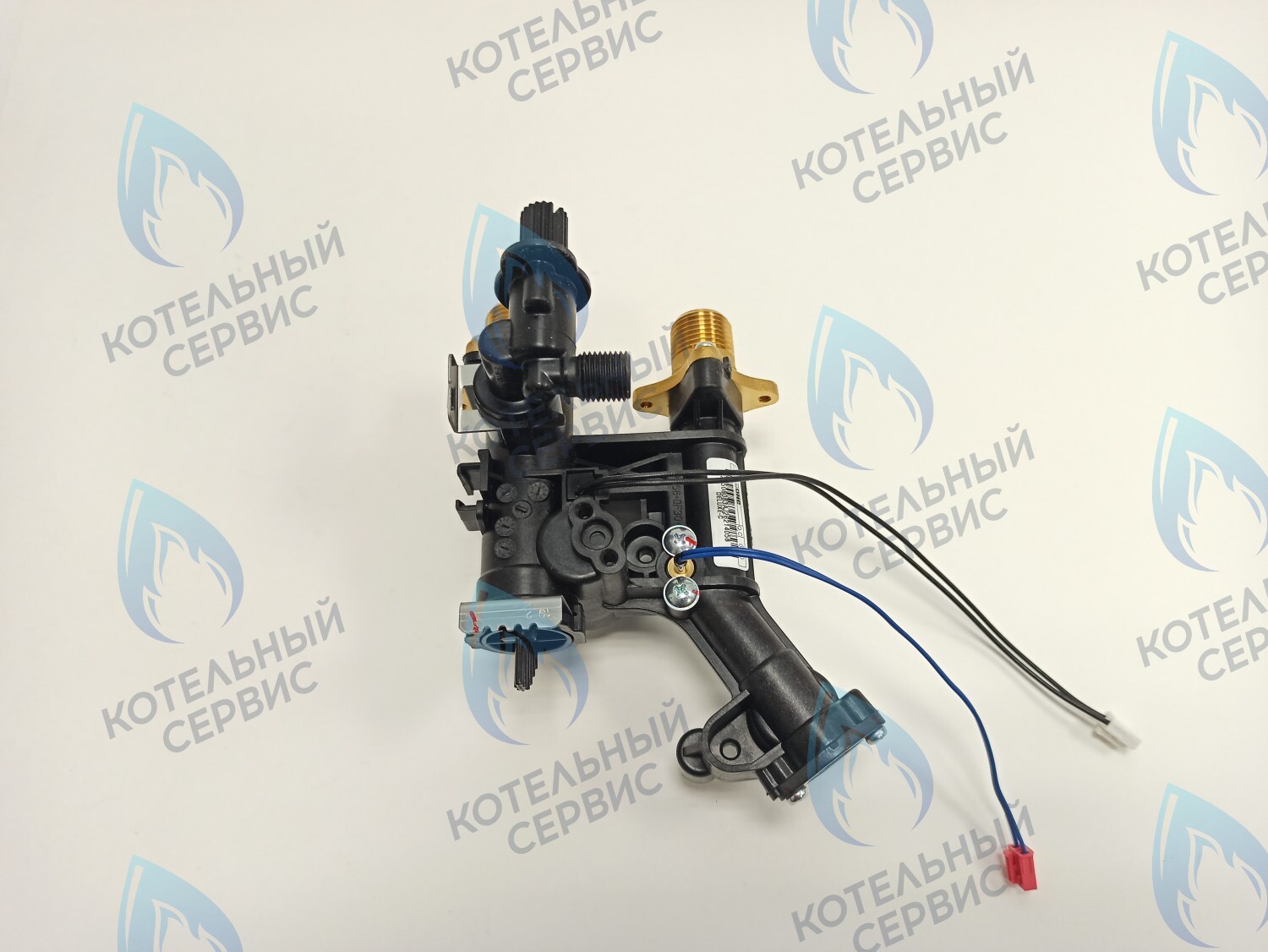 Гидроузел ГВС с датчиком протока, датчиком температуры и краном подпитки DELUXE E/C 35-40k NAVIEN