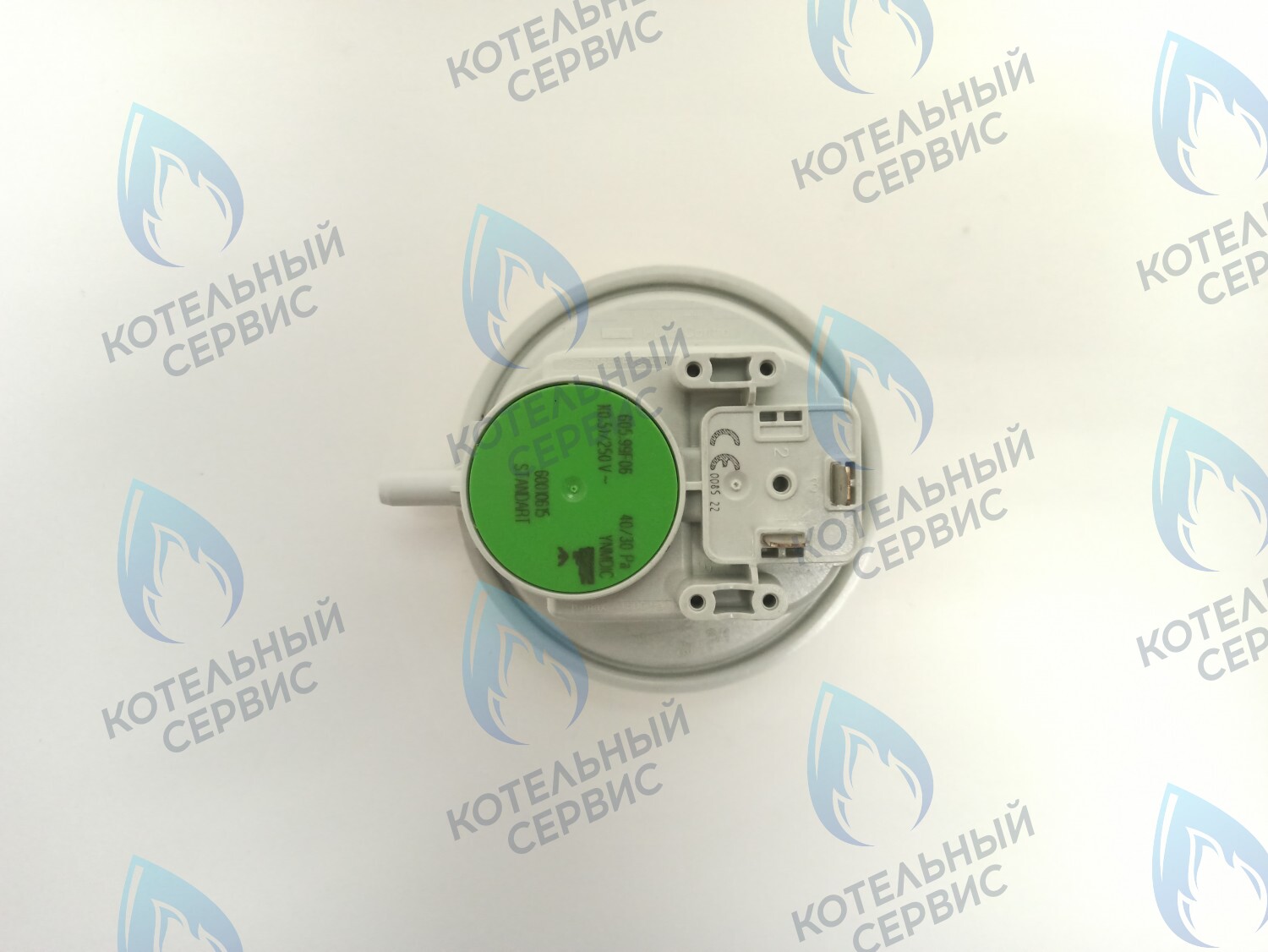 Маностат 40/30 VAILLANT Turbofit, VIESSMAN 8716771175 7819814 7819190