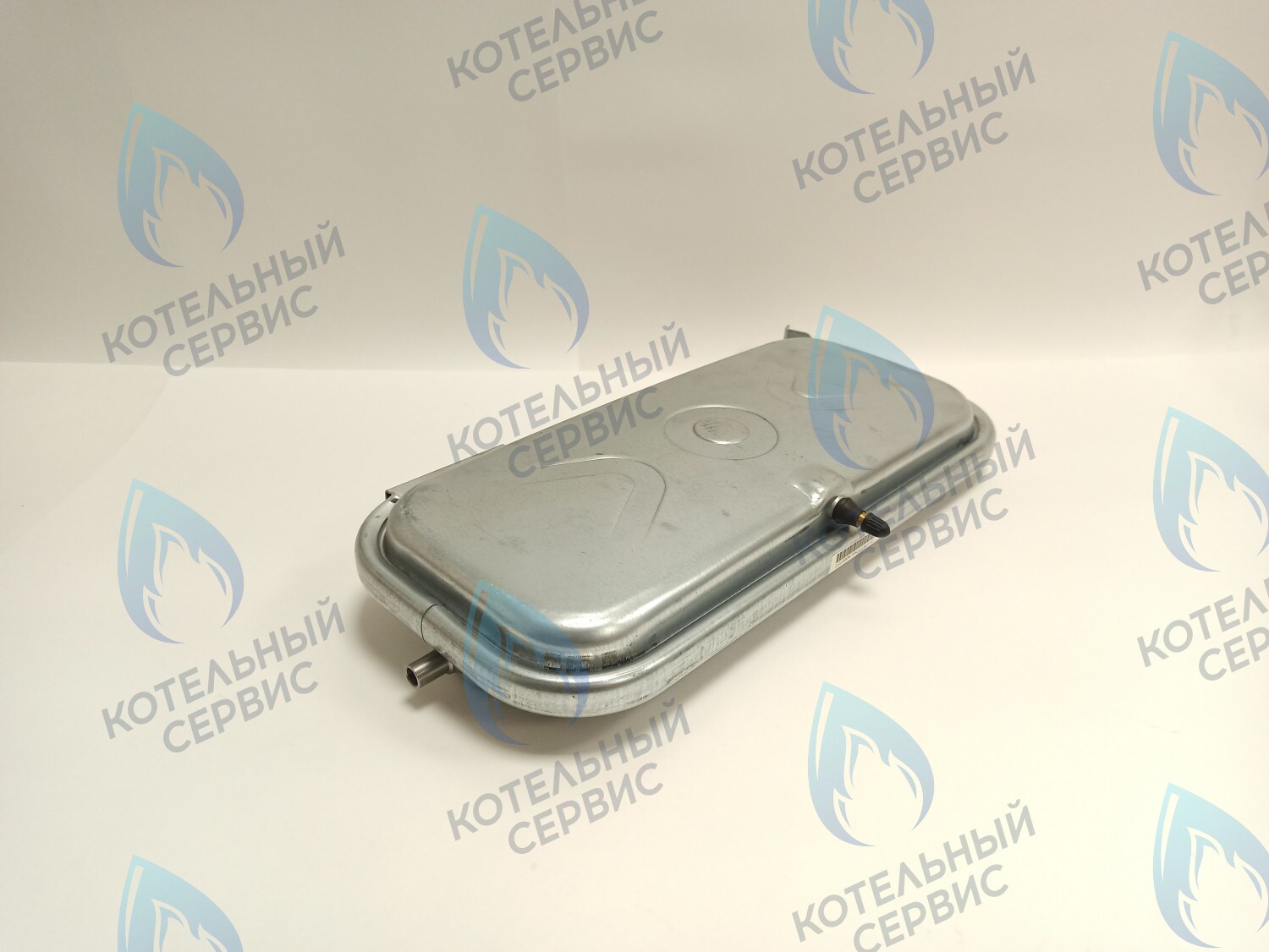 Бак расширительный Navien Deluxe S/C/E/ONE (30020196A, 30015691A) 6 литров
