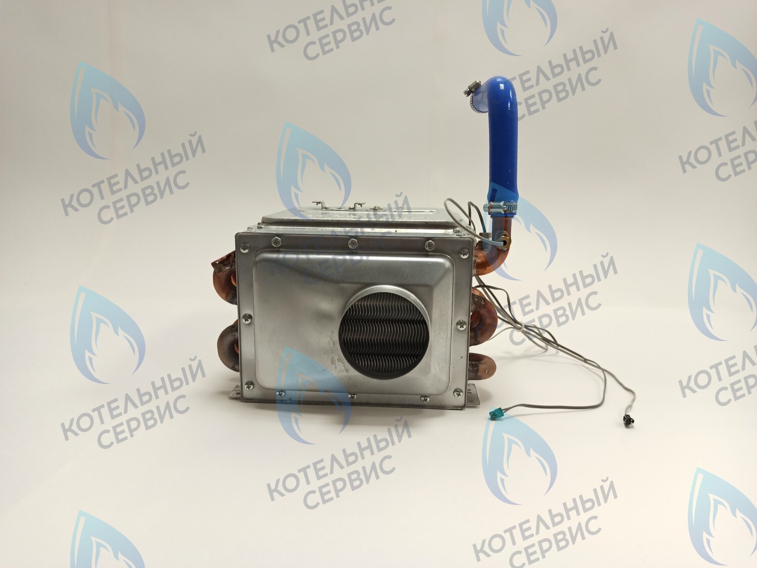 Теплообменник медный в сборе с камерой сгорания для замены (H120260150; H120260151; H120240732; H120240733; H120260147; H120260148; H120240736; H120240737)