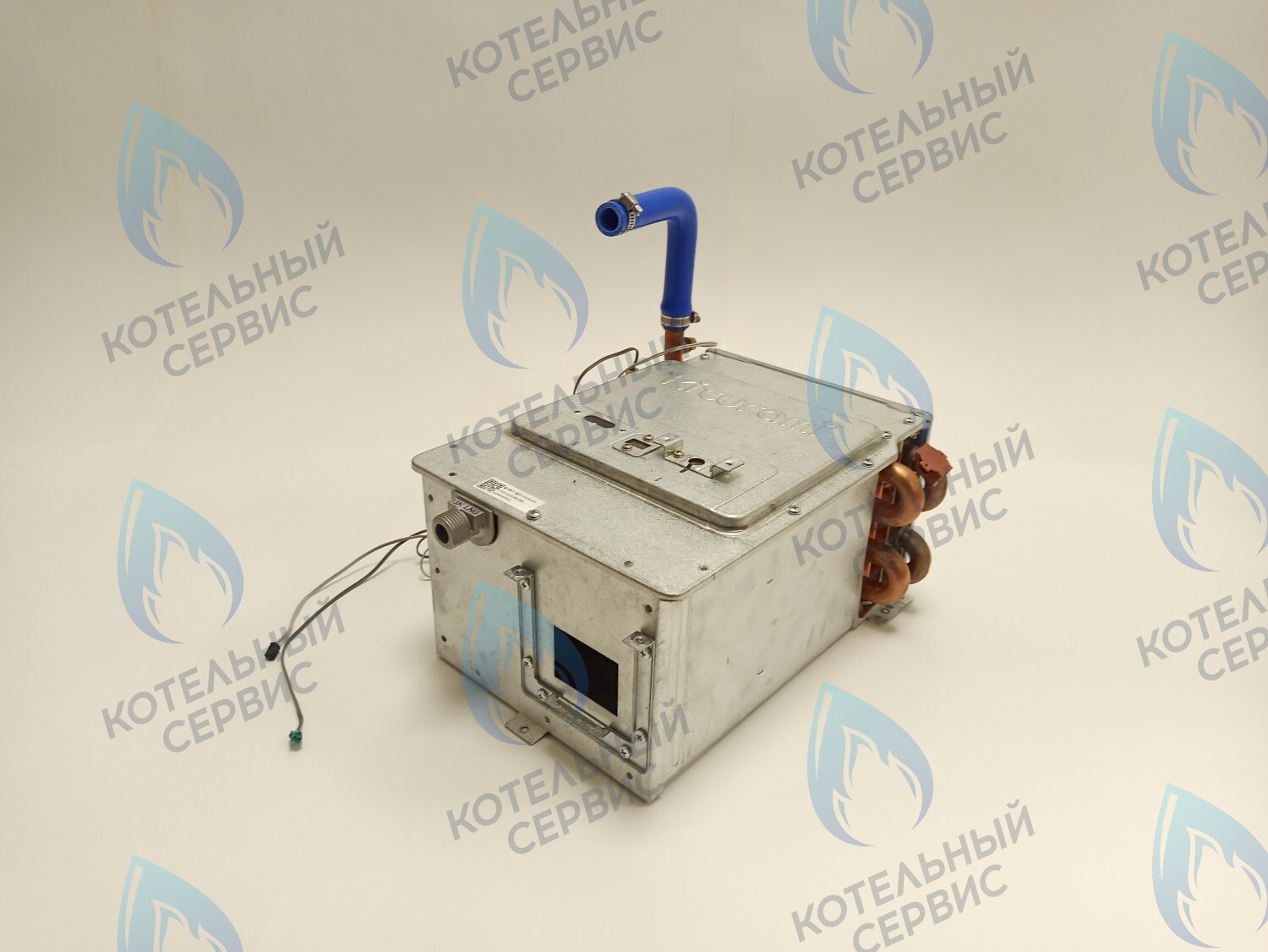 Теплообменник медный в сборе с камерой сгорания для замены (H120260150; H120260151; H120240732; H120240733; H120260147; H120260148; H120240736; H120240737)