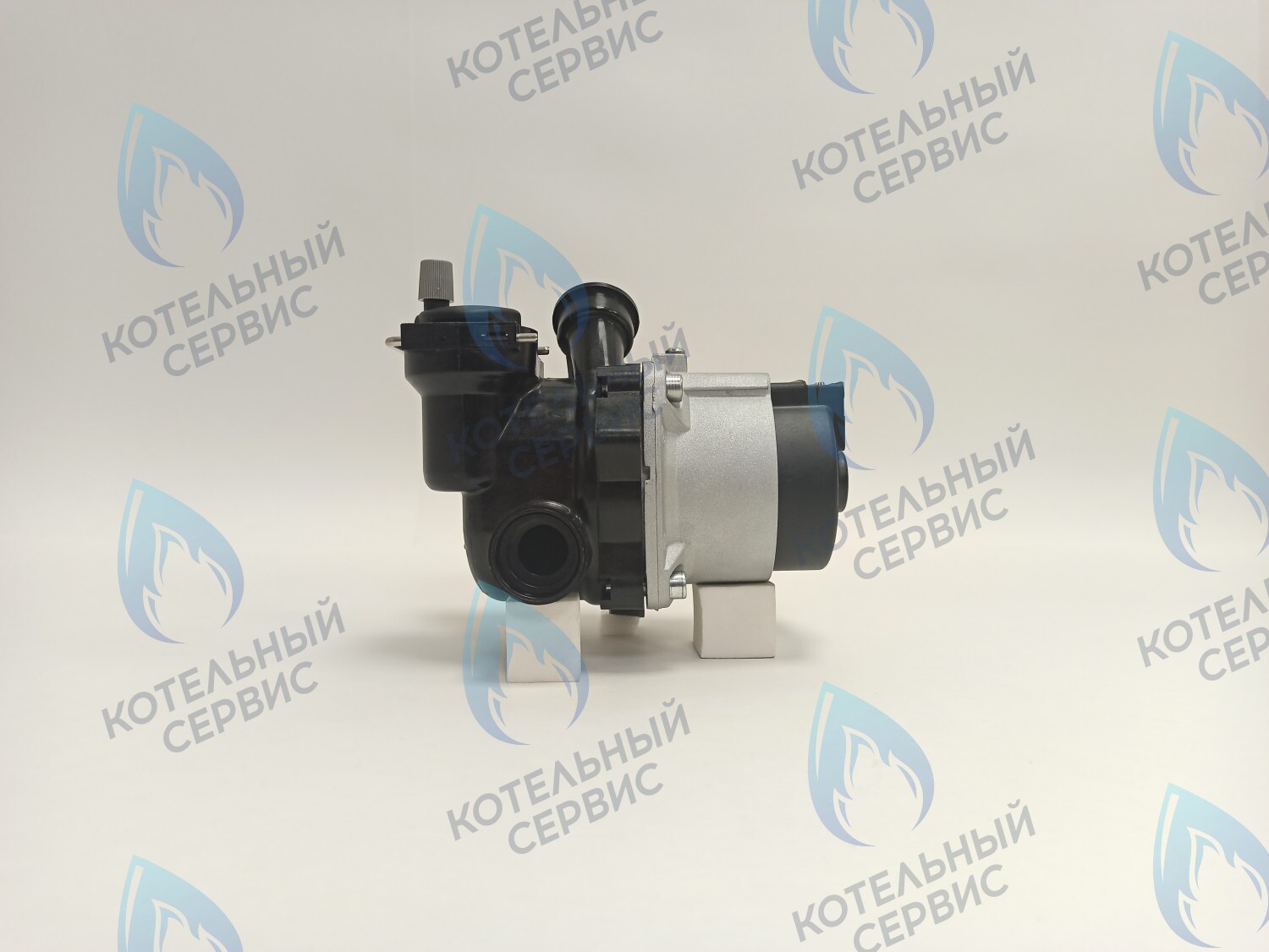 Насос циркуляционный аналог (без терминала, 2 скорости) Ariston 65104319, 65104319-01, 65104319-02