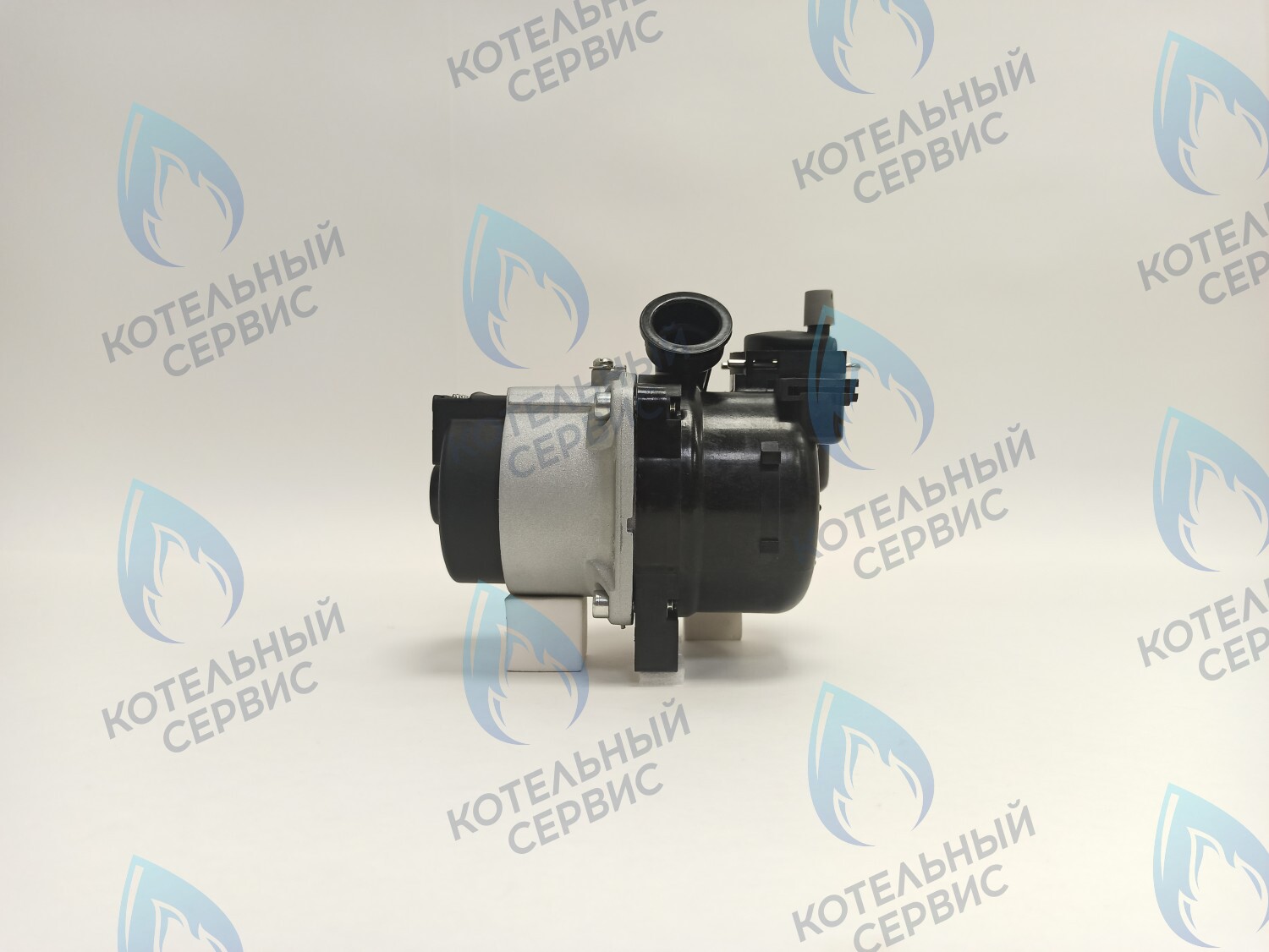 Насос циркуляционный аналог (без терминала, 2 скорости) Ariston 65104319, 65104319-01, 65104319-02