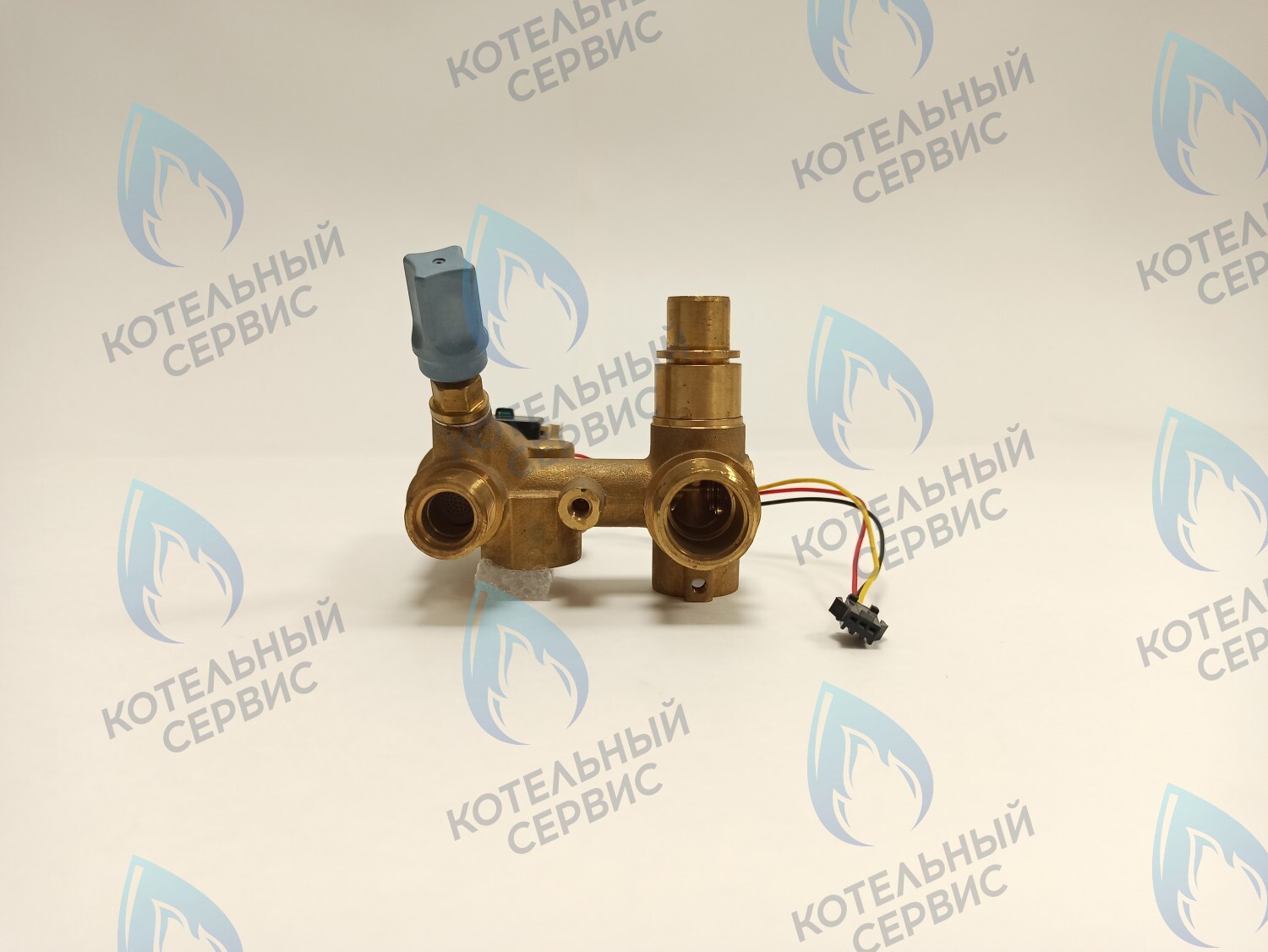 Кран подпитки в сборе GAZECO 18 C2/T2, 24 C2/T2 Исполнение 2 (после июля 2014 г. до мая 2016 г.)