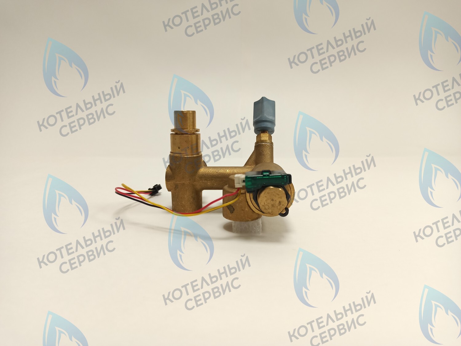 Кран подпитки в сборе GAZECO 18 C2/T2, 24 C2/T2 Исполнение 2 (после июля 2014 г. до мая 2016 г.)