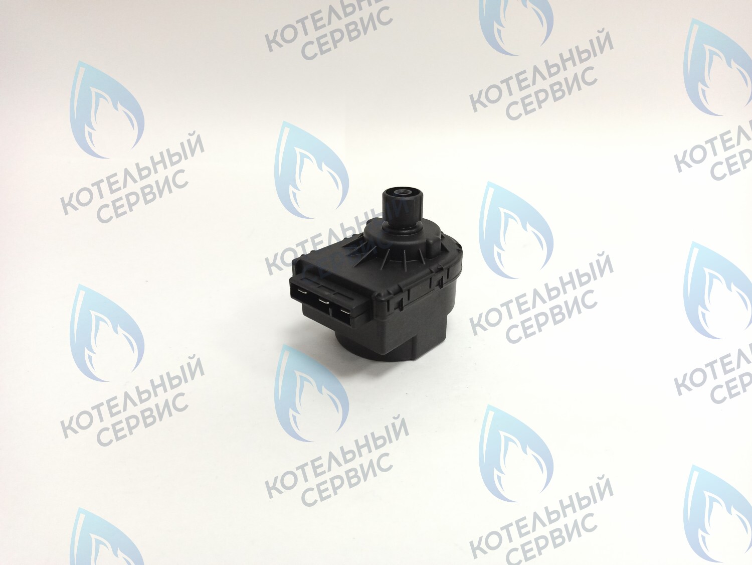 Сервопривод (мотор) трехходового клапана Универсальный 7,5mm – 220/240V (С) FERROLI, PROTHERM, Viessmann, Alpenhoff, ALPHATHERM, ELECTROLUX, GAZECO, ROC, ELSOTHERM, OASIS, POLYKRAFT, CHAFFOTEAUX, MIZUDO, Thermex, ARISTON, HAIER, ITALTHERM