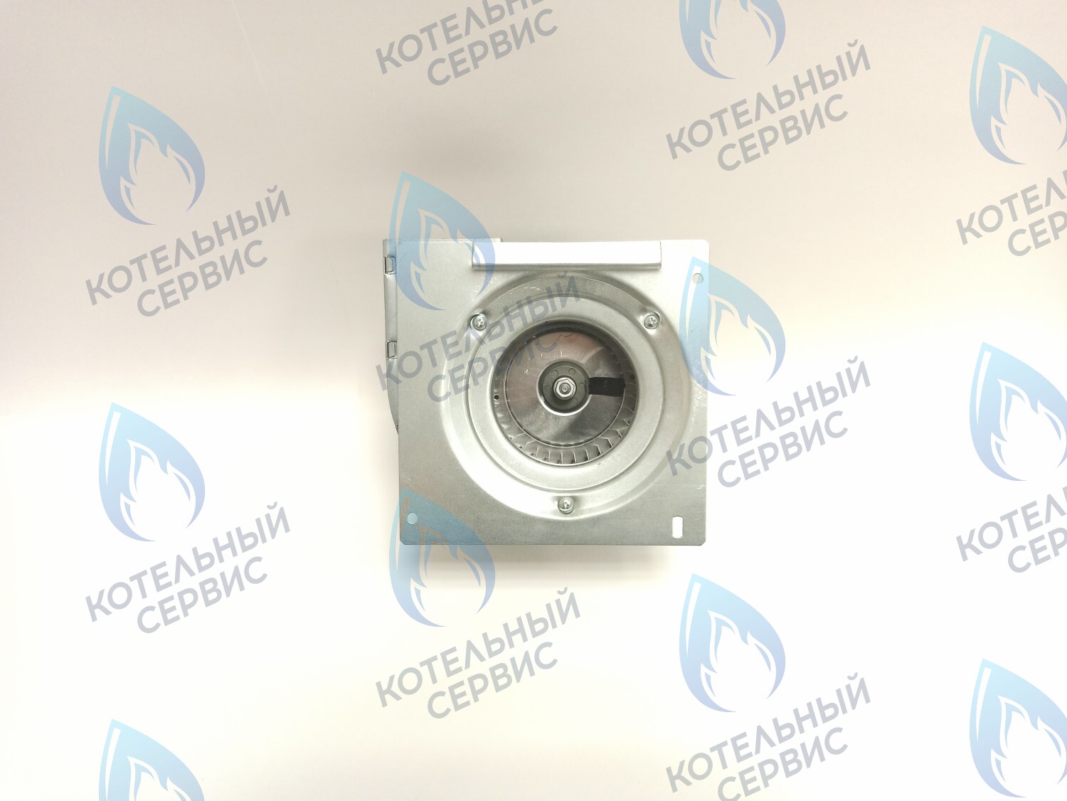 Вентилятор VAILLANT turboTEC 36kW 190262 (в комплекте с монтажной пластиной)