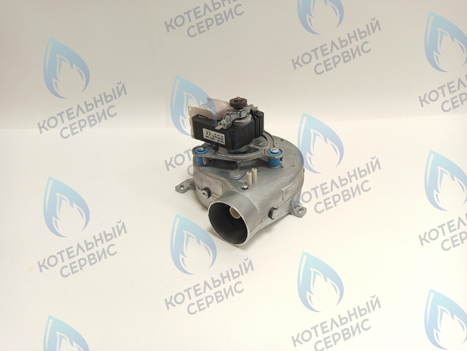 Вентилятор 60W VIESSMANN VITOPEND 100 на котлы 24-30 кВт (7858291, 7829879)