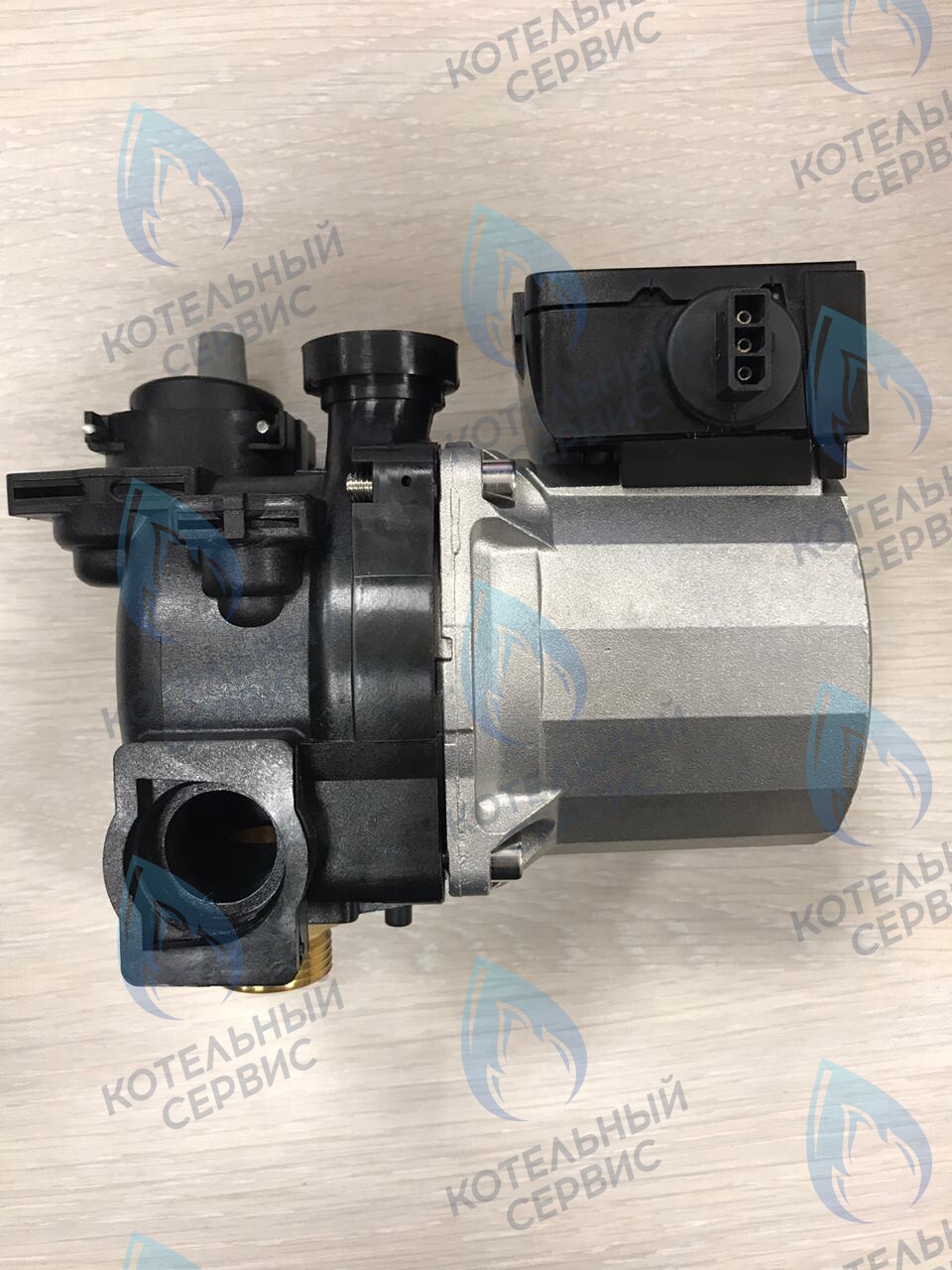 Циркуляционный насос в сборе (по часовой) WILO 15/6 FERROLI FORTUNA PRO, KOREASTAR PREMIUM и др.