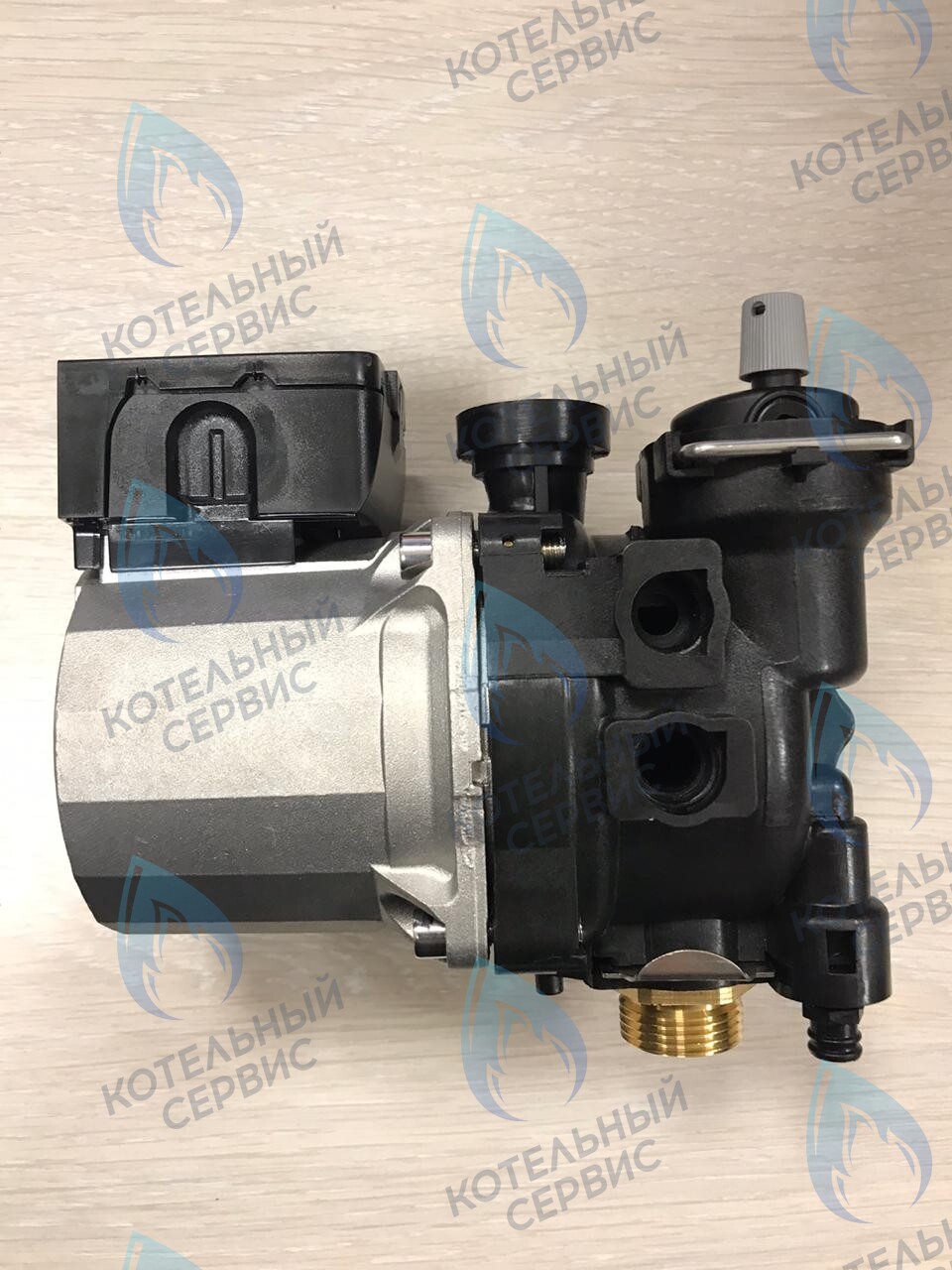 Циркуляционный насос в сборе (по часовой) WILO 15/6 FERROLI FORTUNA PRO, KOREASTAR PREMIUM и др.